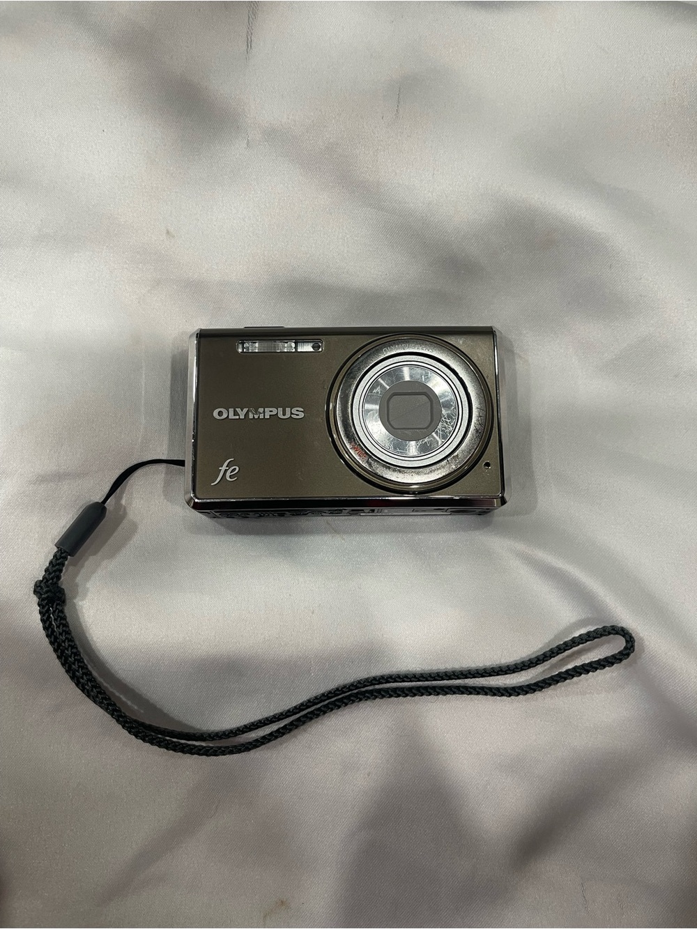 Olympus FE Compact Digital Camera - Metallic Silver